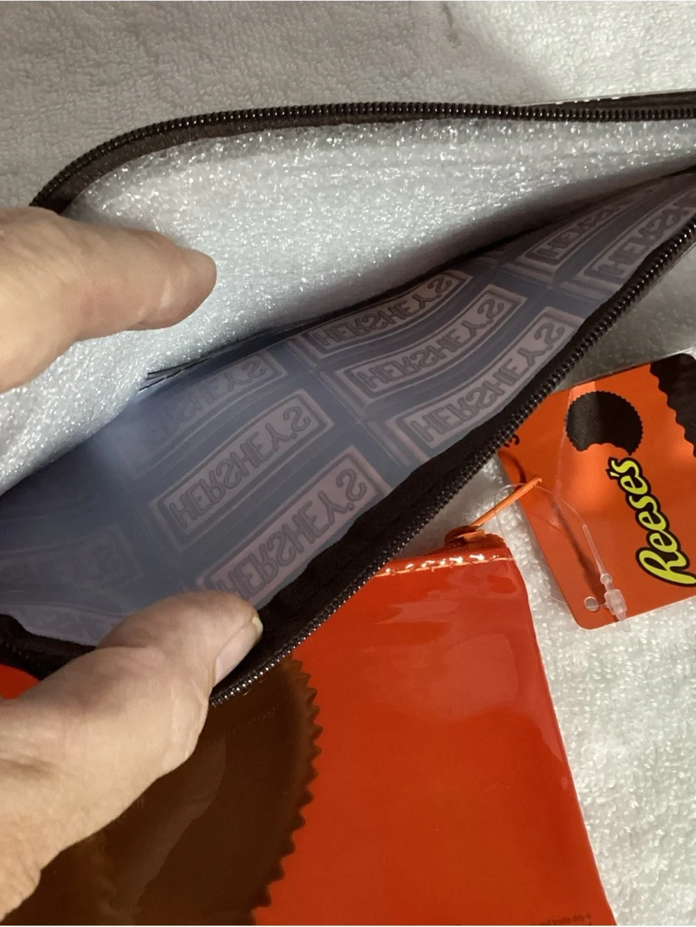 Hershey’s, Reese’s & Twizzler’s Zippered Vinyl Pencil Cosmetic Case Pouches Set